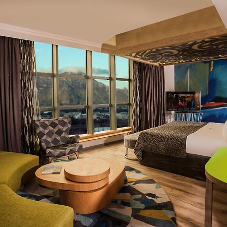 Hennessy Park Hotel Quatre Bornes Dış mekan fotoğraf