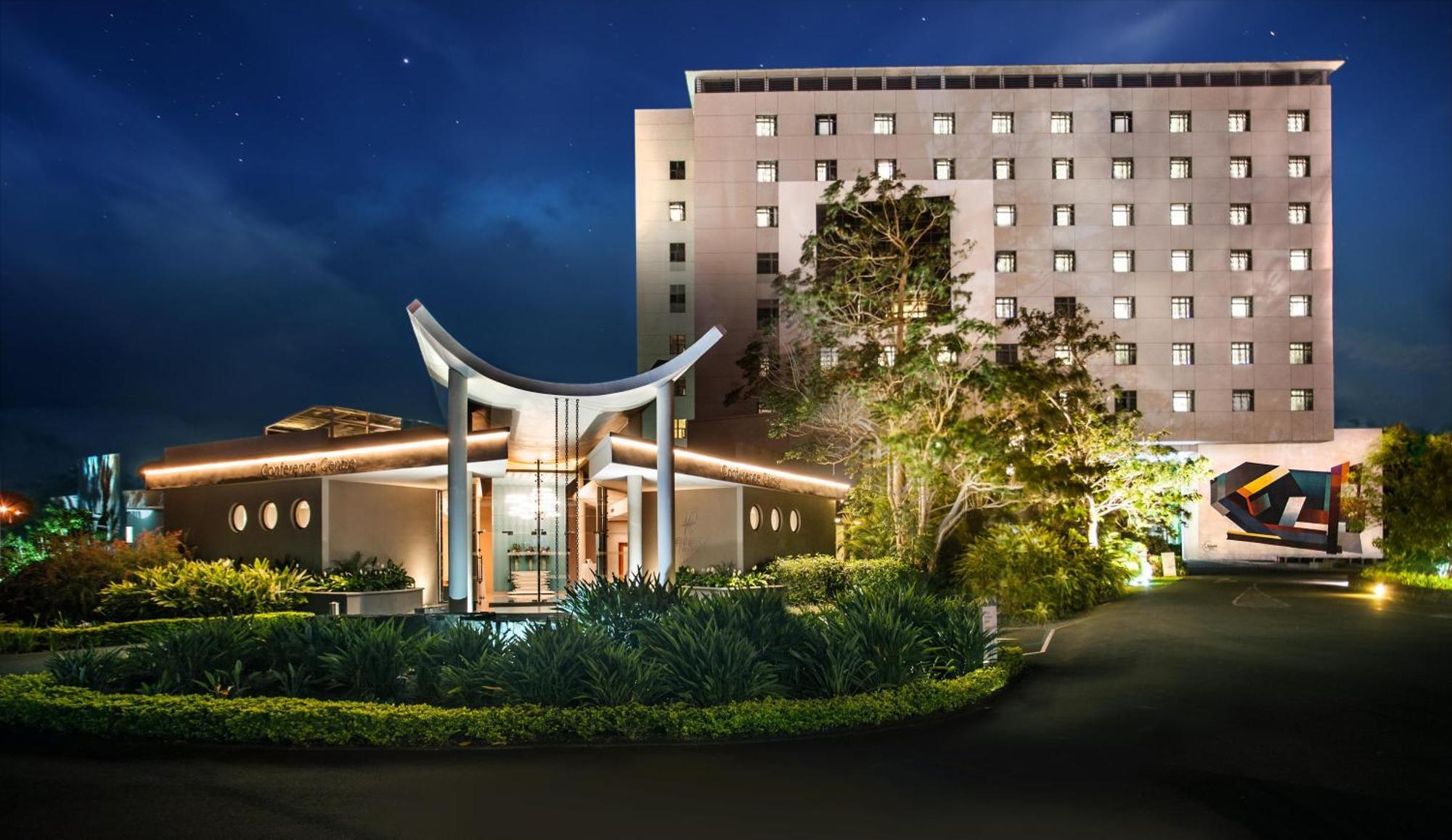 Hennessy Park Hotel Quatre Bornes Dış mekan fotoğraf